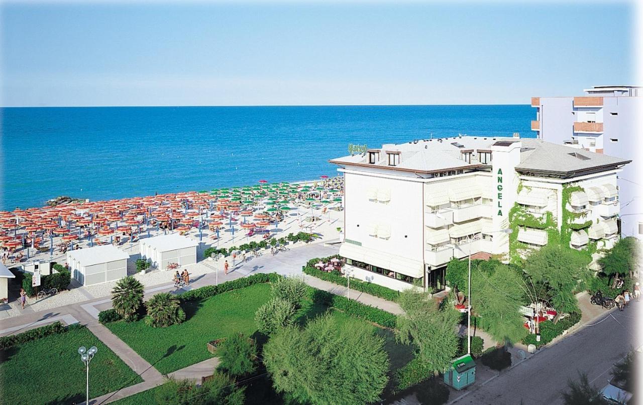 Hotel Angela Fano Exterior foto